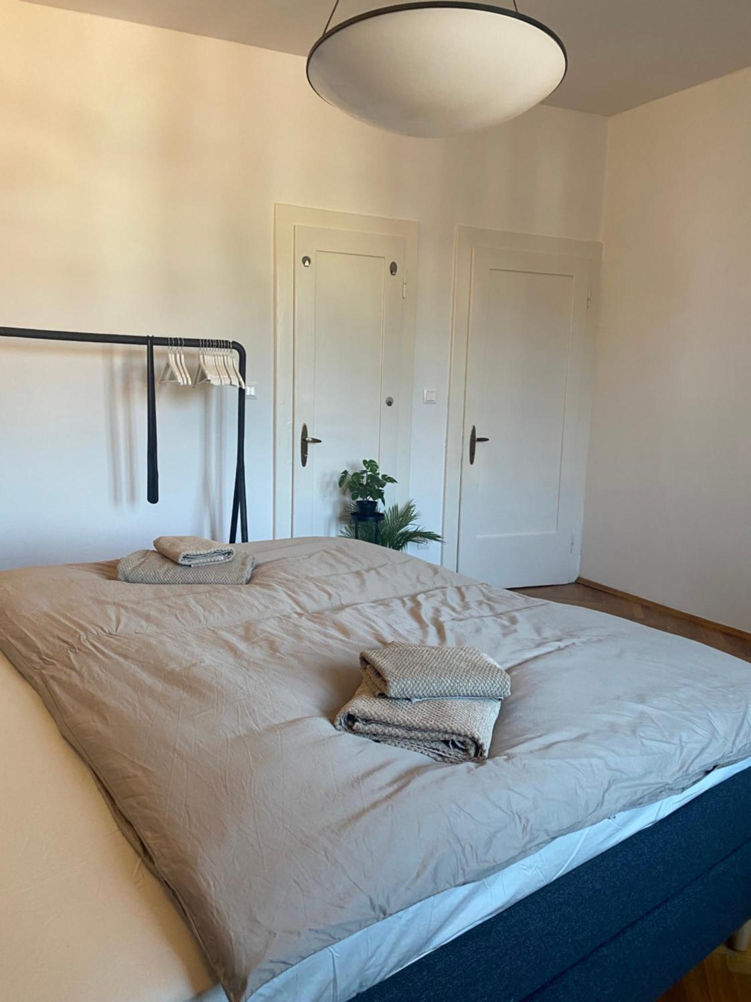 Apartman V Centru Krumlova เชสกี้ครุมลอฟ ภายนอก รูปภาพ